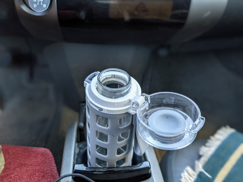 ello syndicate one-touch - we appreciate the convenience of this flip cap, especially when...