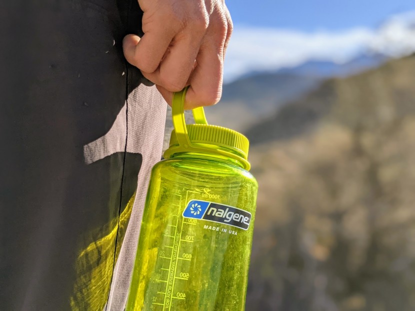 nalgene wide-mouth - the nalgene is a staple in most outdoor enthusiasts&#039; hydration...