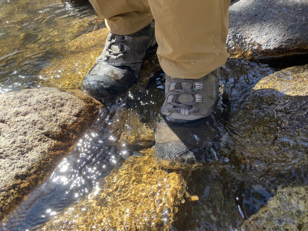 Keen Ridge Flex Mid WP Review | Tested by GearLab