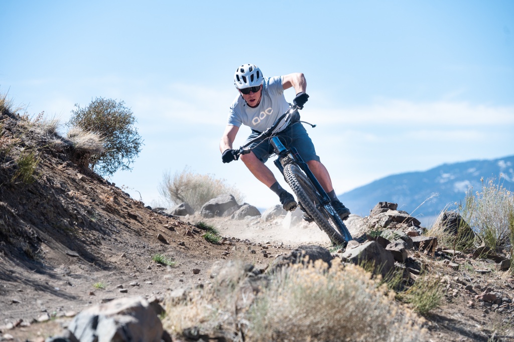 THE TEN BEST LIGHTWEIGHT ELECTRIC MOUNTAIN BIKES OF 2023 - Mountain Bike  Action Magazine