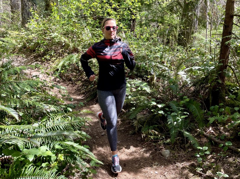 salomon agile full-zip hoodie for women - getting caught in the rain in the agile is no big deal.