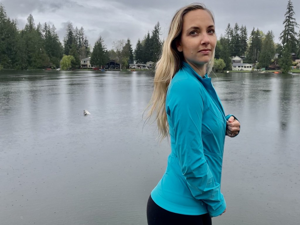 Fit Review: lululemon Fast and Free Windbreaker (Size Comparison) -  AthletiKaty