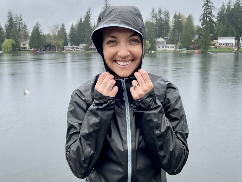 arc&#039;teryx norvan sl hoody for women - rainy days and long runs in the norvan have become two of our...
