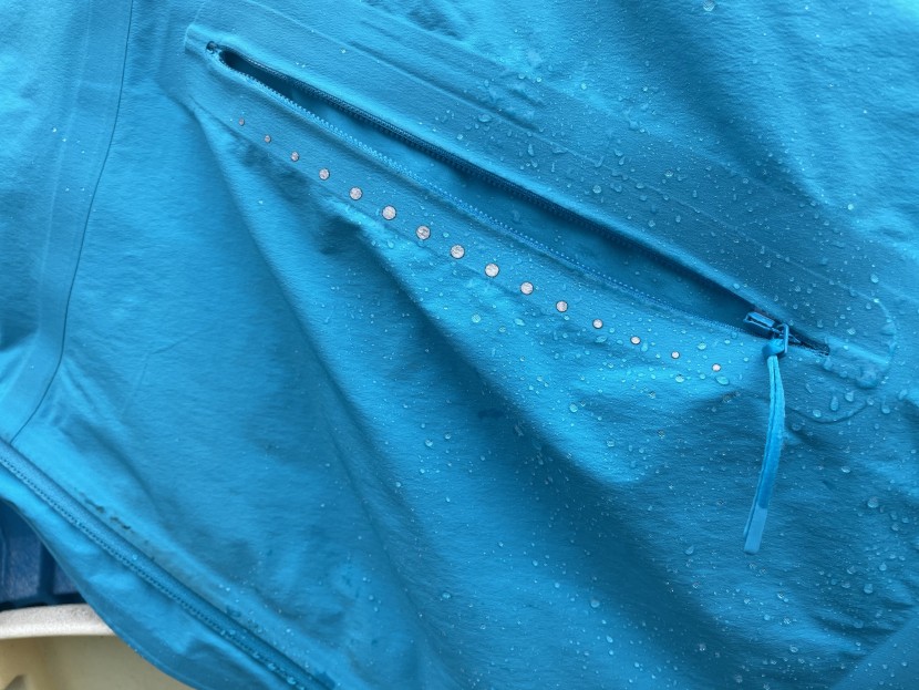 lululemon fast and free windbreaker for women - we love the reflective dots on this water repellent jacket.