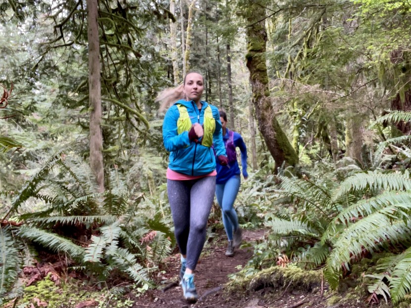 nathan pinnacle 12l  for women - a hydration vest that&#039;s this reliable will get you through training...