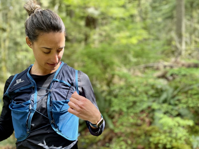 salomon adv skin 8 set - without the soft bottles in the front pockets, you have easy access...