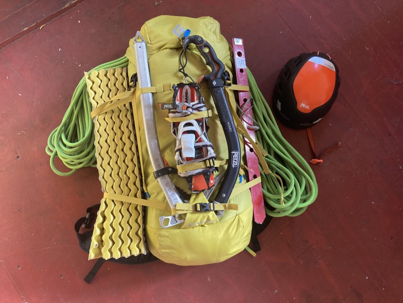 mountaineering backpack - using up all the space in the black diamond speed 40.