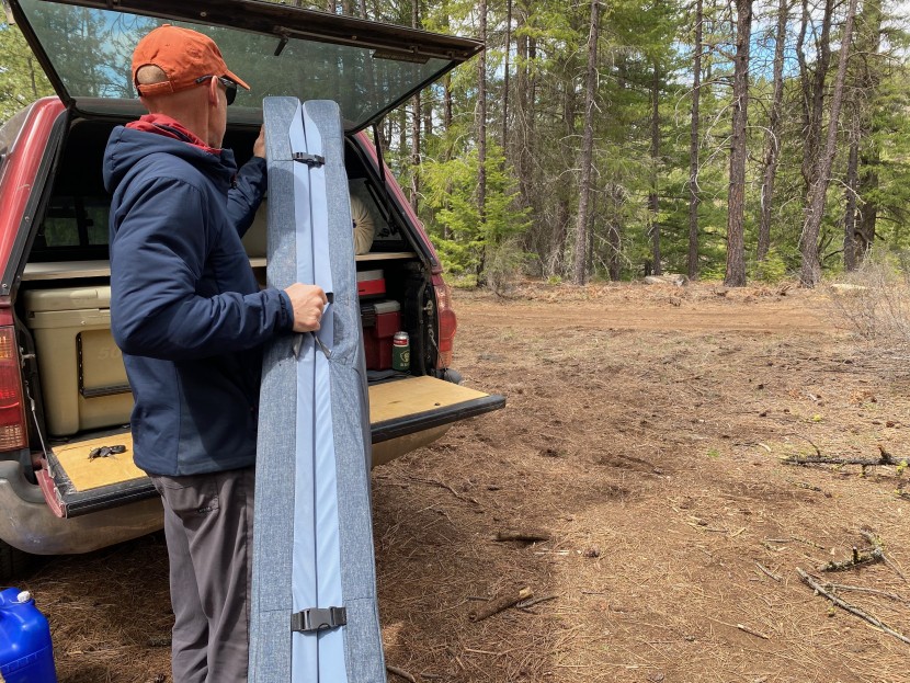 hest dually - this is not a petite mattress, and it isn&#039;t super easy to move...