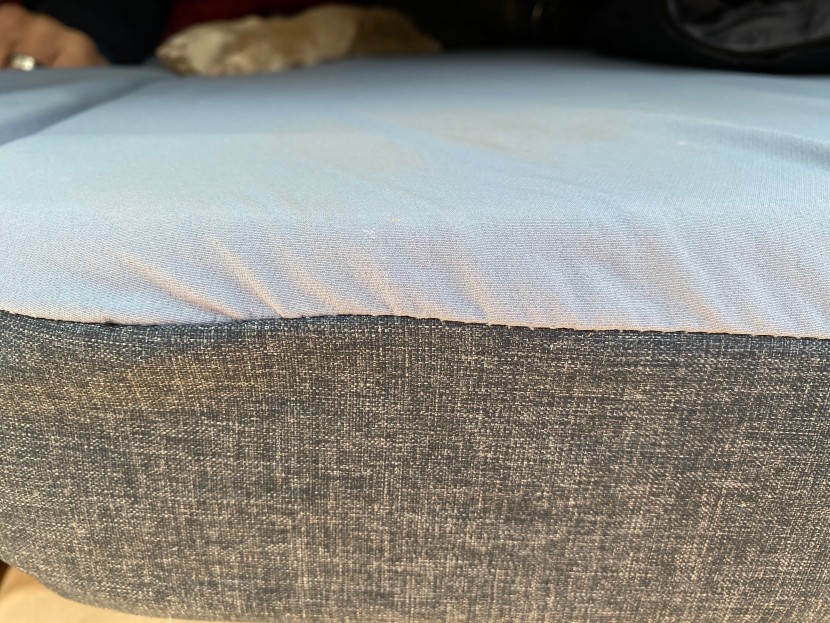 hest dually - the sleeping surface is covered with soft nylon while the bottom is...