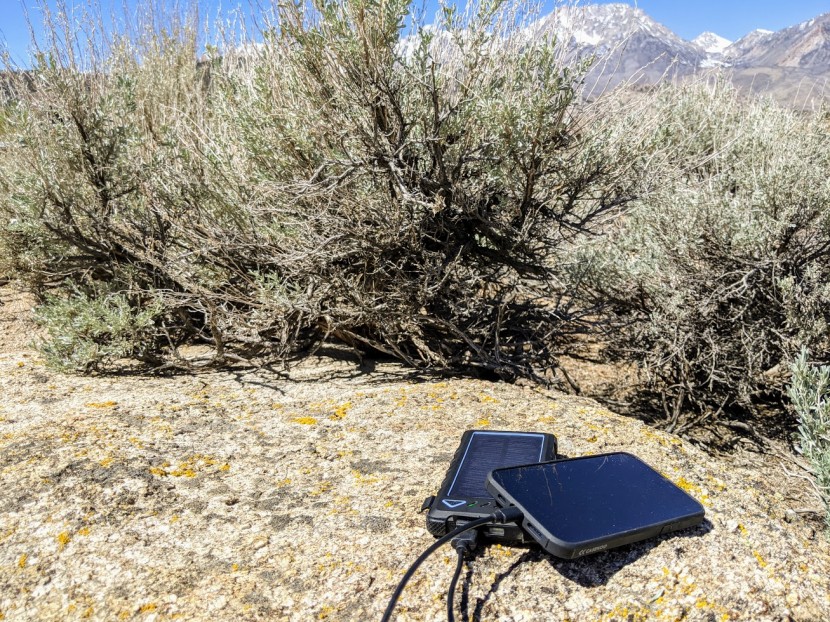 beartwo 10,000mah - when the battery is at least partially charged, this panel works...