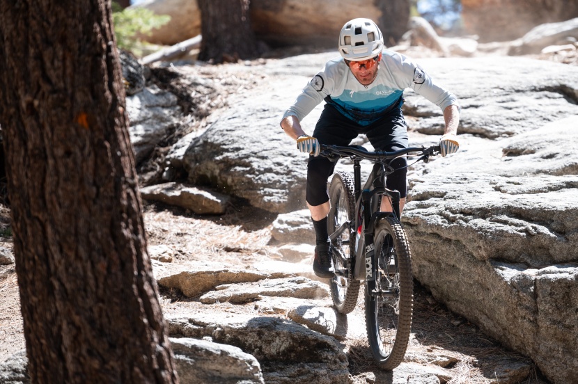 specialized stumpjumper evo comp - specialized really nailed the details on the evo. on-bike storage...