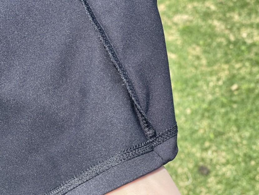 roxy whole hearted long-sleeve - the seams up the sides of the shirt are the only ones not sewn flat.