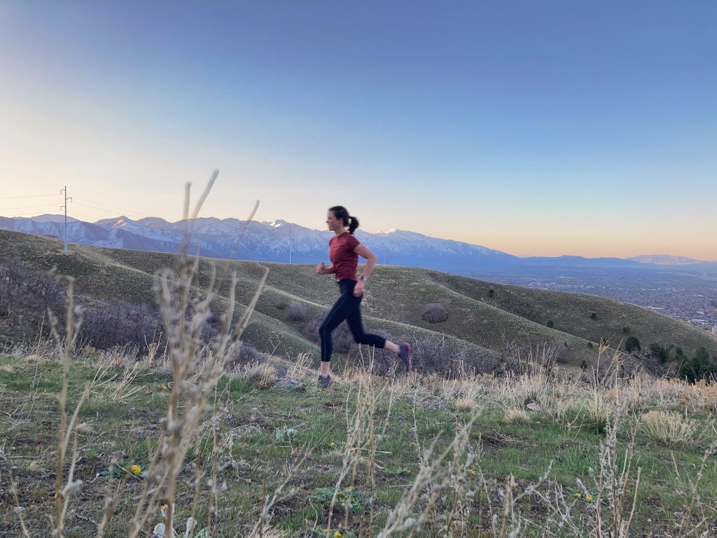brooks distance for women - this tee was easy to throw on for mellow pre-work jaunts.