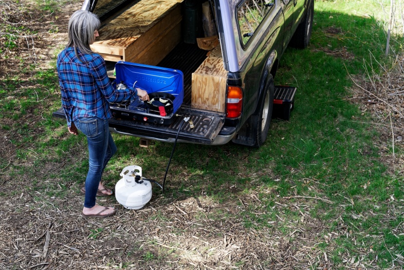 stansport outfitter series 3-burner - our reviewers loved the versatility, simmer ability, and power of...