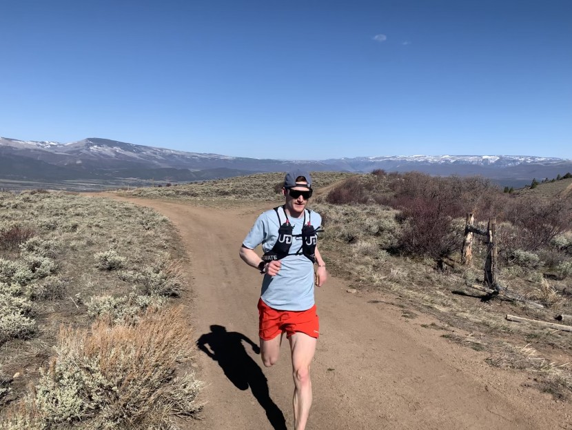 ultimate direction halo - we found the shoulders to be tight to the neck, causing some...