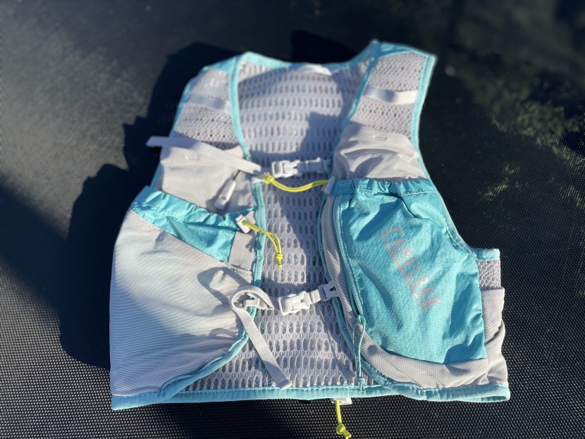 the camelbak ultra pro doesn't have as many customization options...