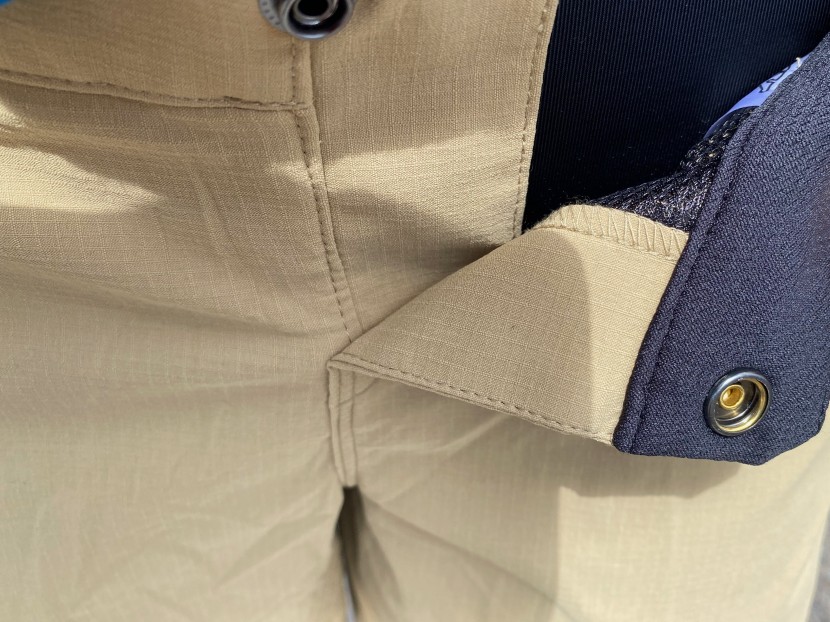 fox racing ranger short women's - the fly does not have any way to stay closed, which may be a problem...