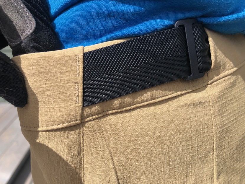 fox racing ranger short women's - the waist adjustment system is inspired by goggle straps. we found...