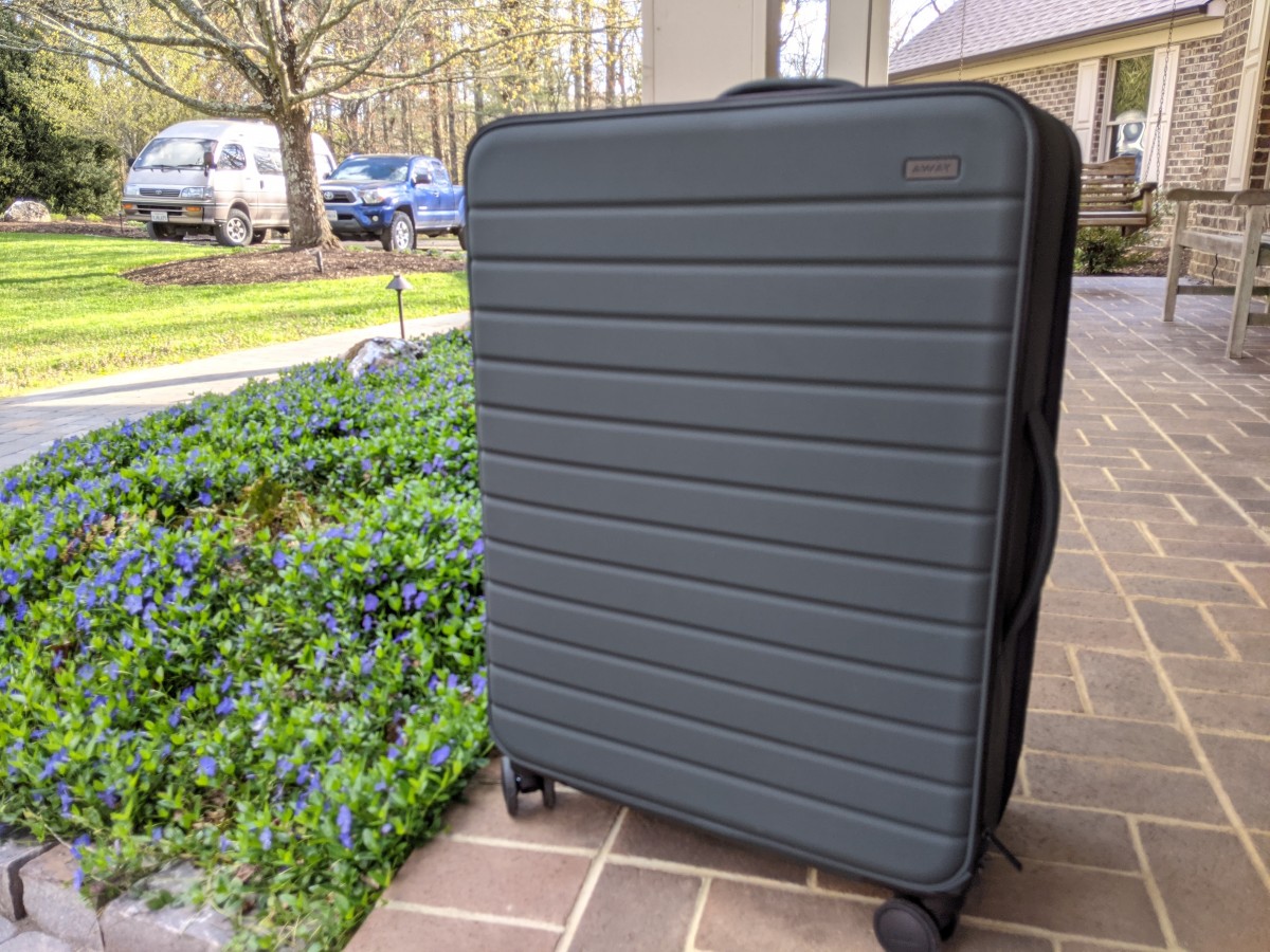 Away Expandable Large Review Tested by GearLab