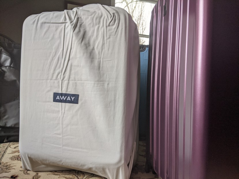 away expandable large - the bag comes with a cotton sack to help keep it clean and a classy...