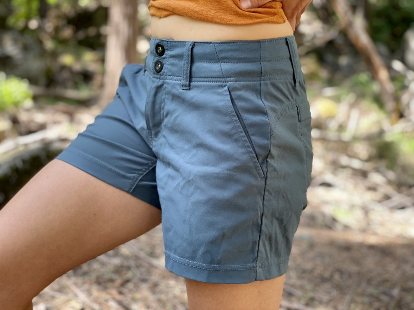 prana alana - the front two pockets are excellent and can hold a phone securely...