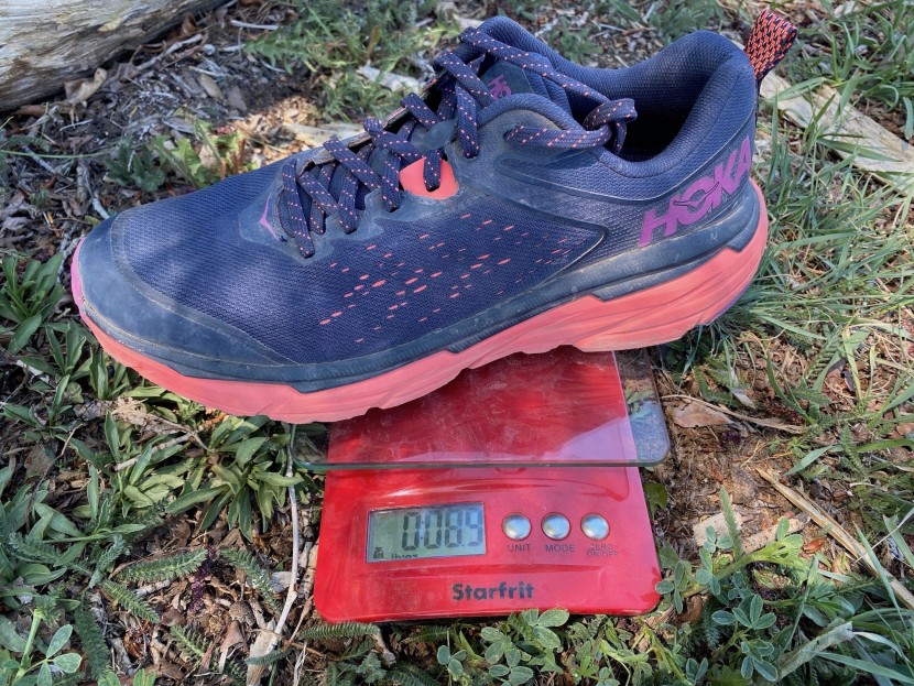 hoka challenger atr 6 for women - a look at the surprisingly low weight (for the size) on our scales.