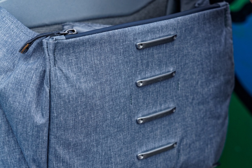 peak design everyday messenger - up close and personal, this photo shows the craftsmanship and...