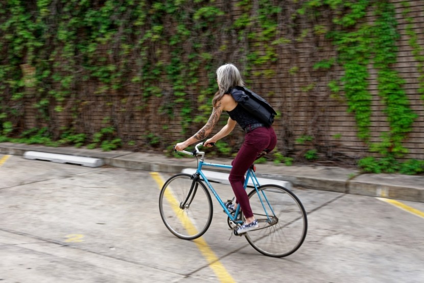 timbuk2 especial stash - this bag is impressive - it&#039;s comfortable, feature-rich, intuitive...