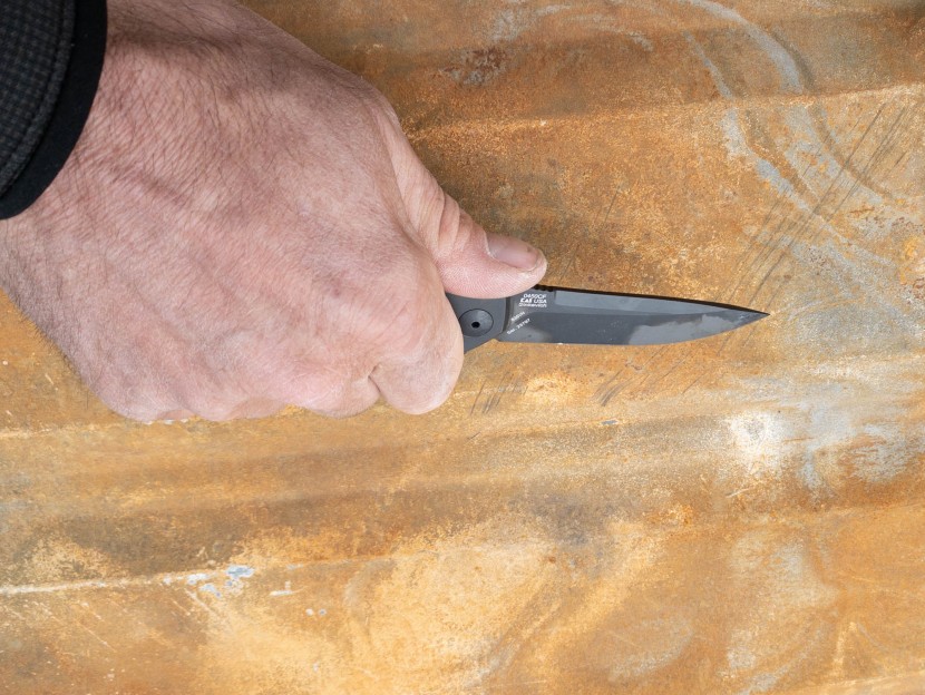 zero tolerance 0450 sinkevich carbon fiber - we wish the handle of the 0450cf were a little bulkier for the...