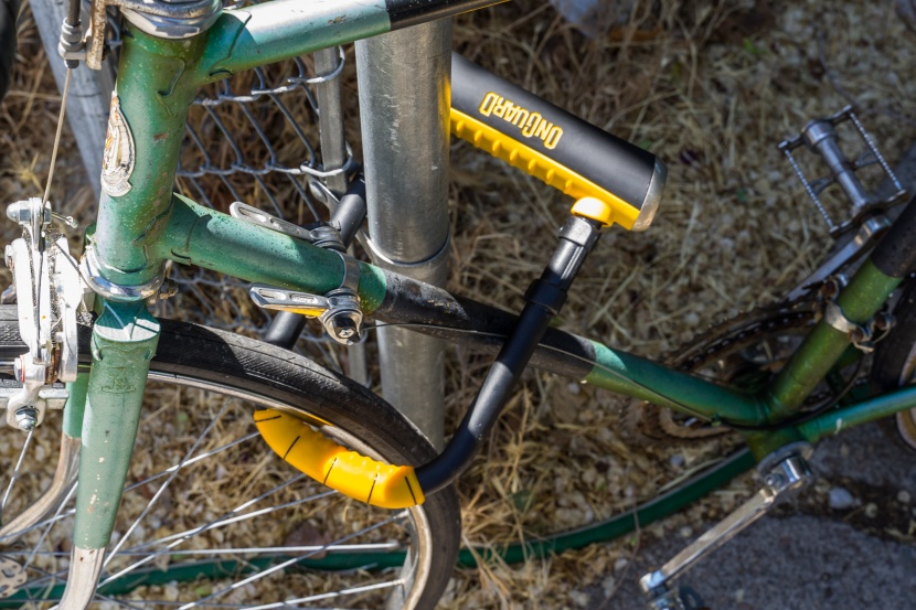 onguard brute std - this lock is just large enough to accommodate your frame and front...