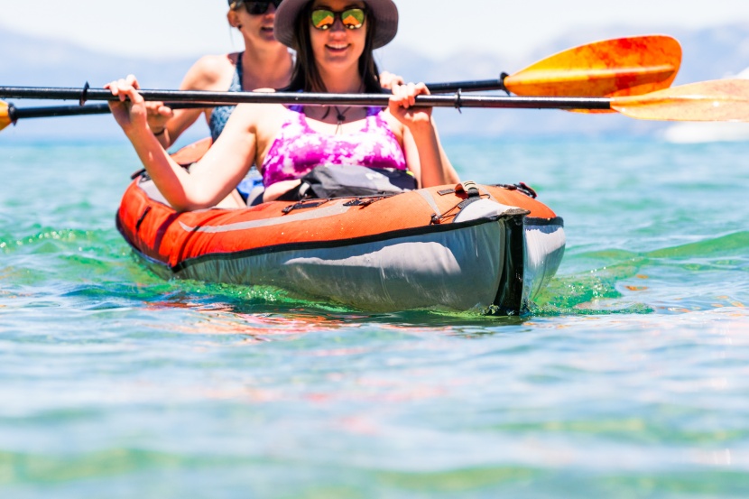 inflatable kayak - the aluminum-reinforced keel on both advanced elements advancedframe...