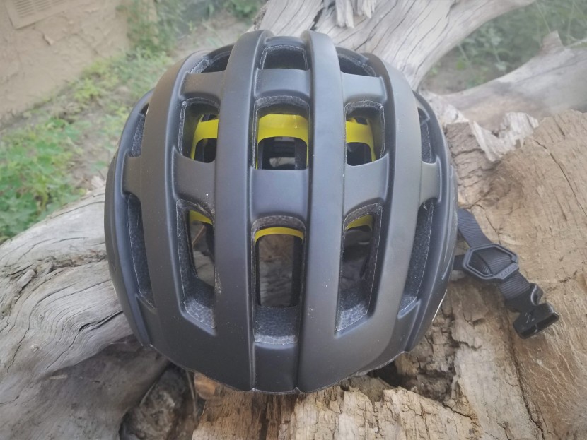 receding lines with vents in between give this model a traditional...