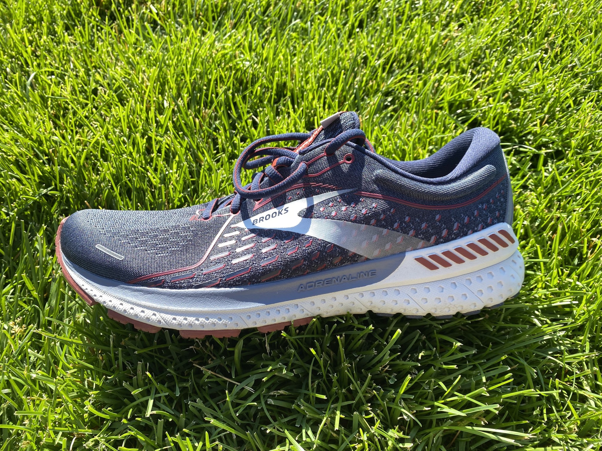 Brooks Adrenaline GTS 21 Review | Tested & Rated