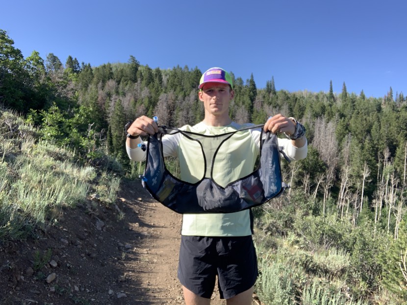 raidlight revolutiv 3l v2 - with minimal weight comes minimalist features, but ventilation is...