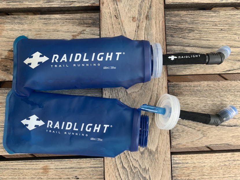 raidlight revolutiv 3l v2 - at 600ml each, the soft flasks have a nice shape and carry more than...