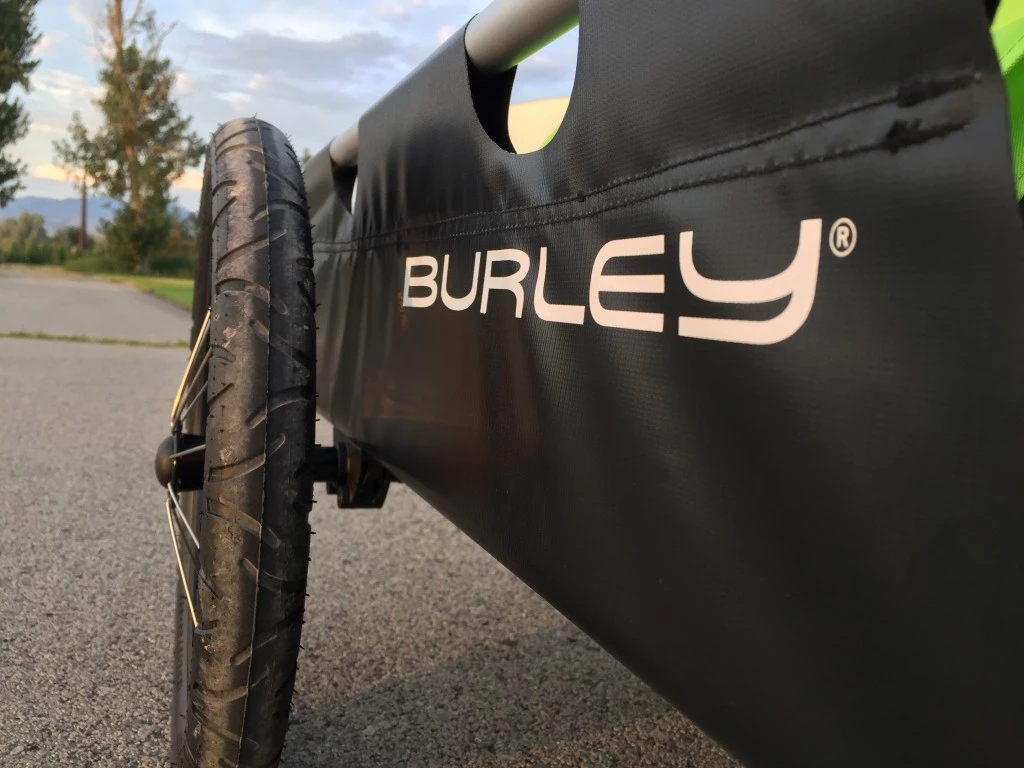 bike cargo trailer - the burley flatbed comes with two 16-inch quick-release alloy...