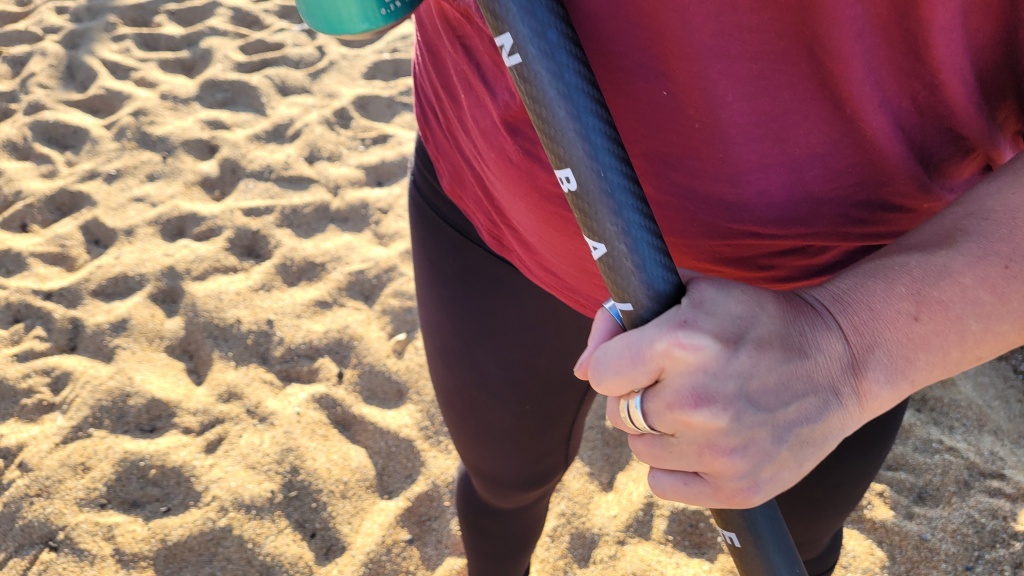 isle 2-piece carbon - unfortunately, this is one of the heaviest paddles we have tested.