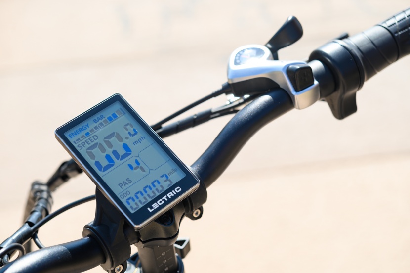 lectric's display is easy to read, even in bright light, and shows...