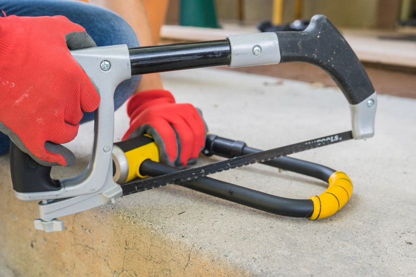 it's safe to say the brute std is impervious to hacksaws.