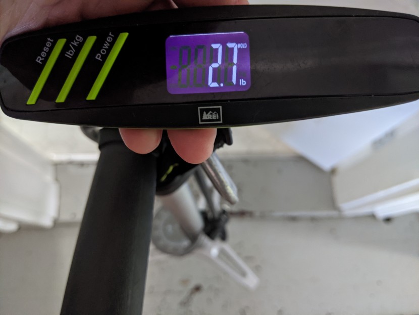 this pump is impressively lightweight.