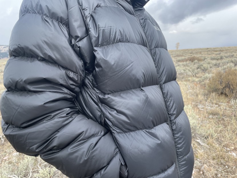 rab neutrino pro - thick baffles and 800-fill down help the neutrino deliver tons of...