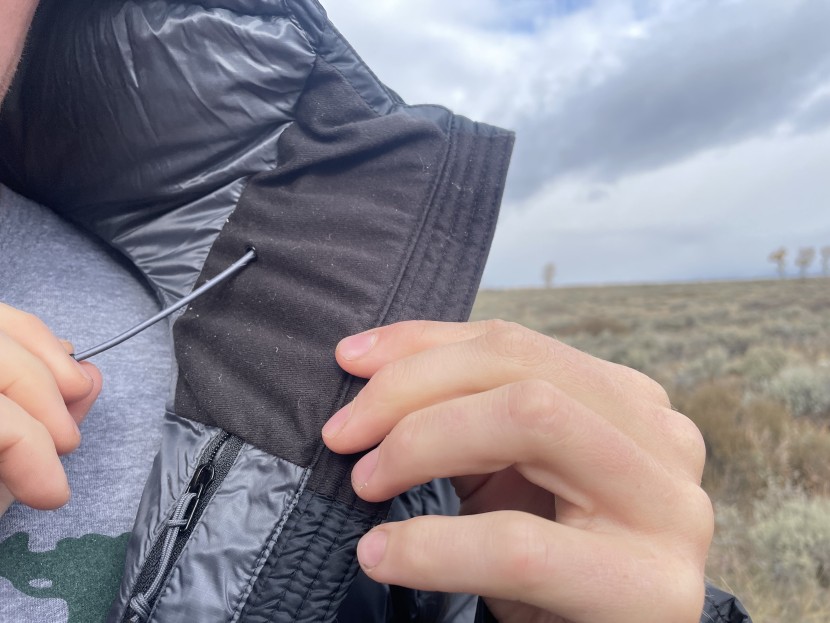 rab neutrino pro - a soft fleece liner on the inside of the front zipper keeps the chin...