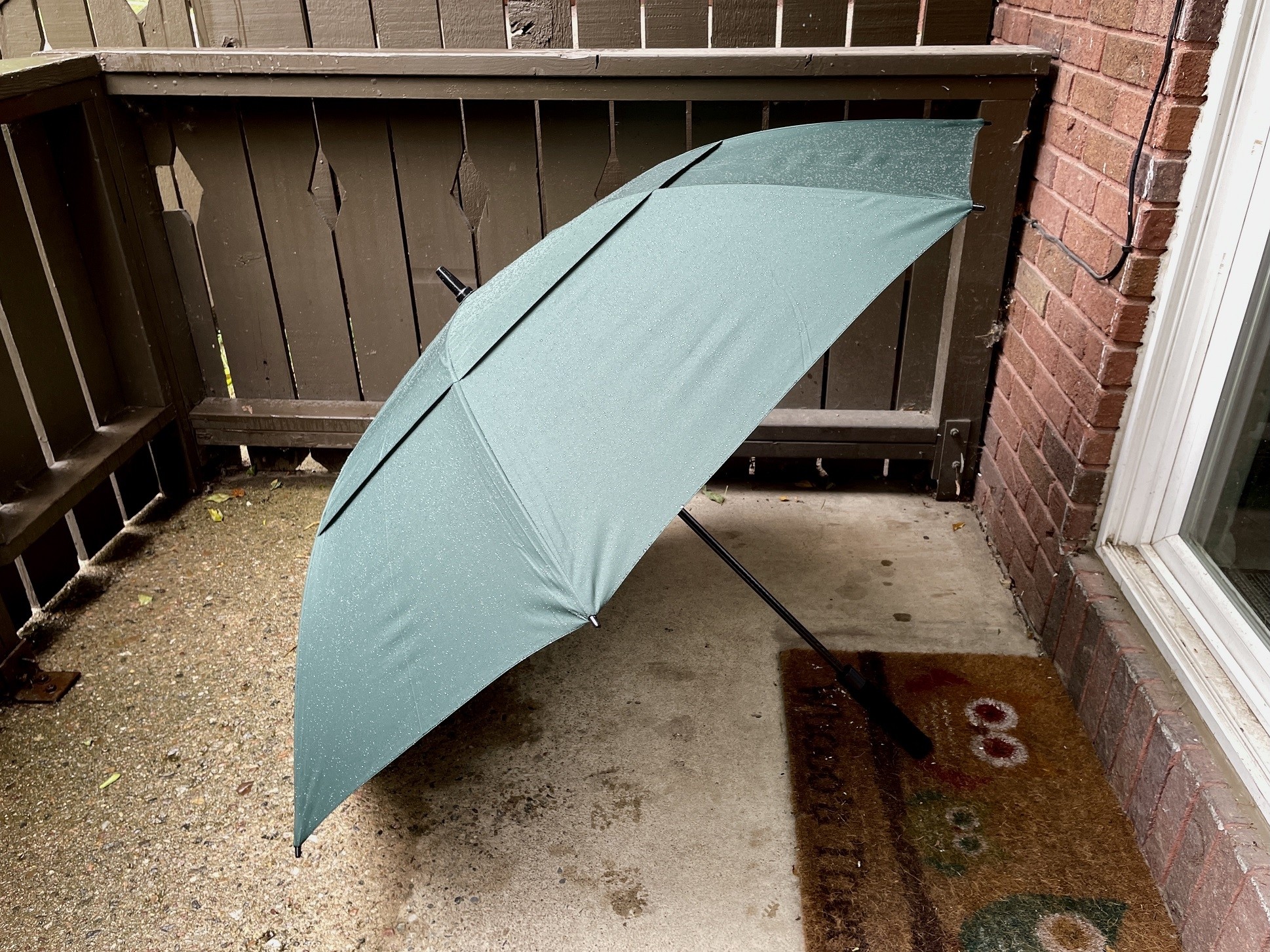 G4Free Golf Umbrella Review | Tested by GearLab
