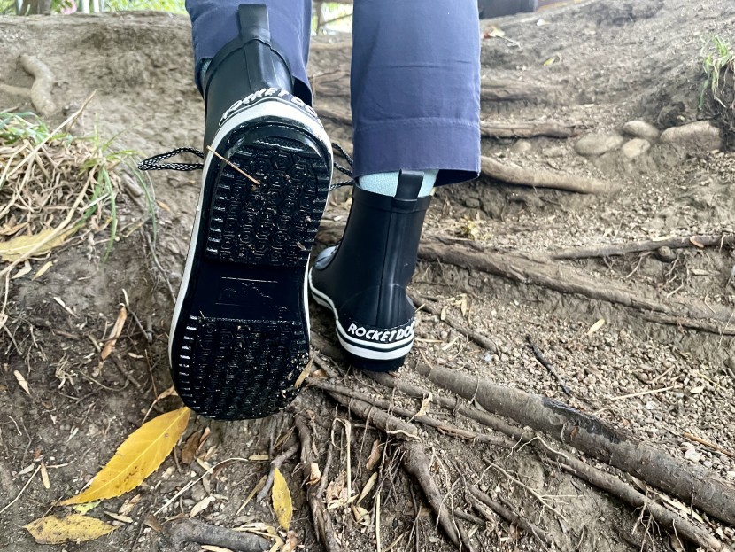 rocket dog rainy black for women - good enough for most casual places and activities, the relatively...