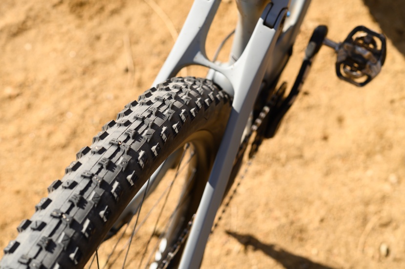 maxxis forekaster tires front and rear are fast-rolling and...
