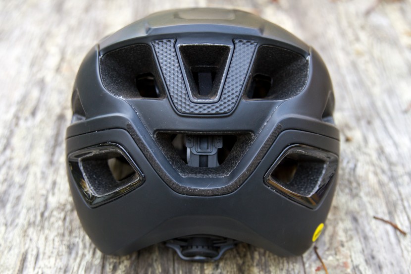 lazer jackal mips - we liked the deep fitting harness and goggle strap grip at the rear...