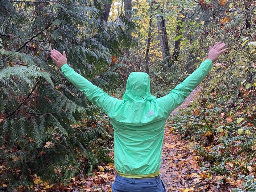 the north face flight lightriser futurelight - one of this model&#039;s highlights is its stretchy fabric and athletic...