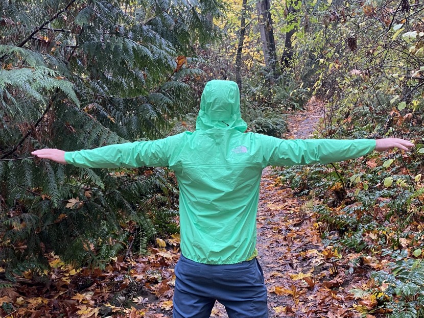 the north face flight lightriser futurelight - the flight lightriser features a lower profile and a more athletic...