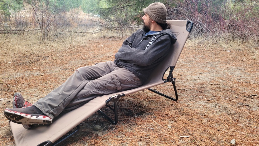 the converta cot in lounge chair mode.
