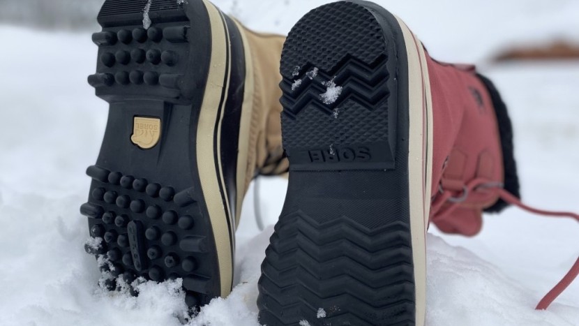 winter boots womens - above are the two different sole patterns we saw in the winter...